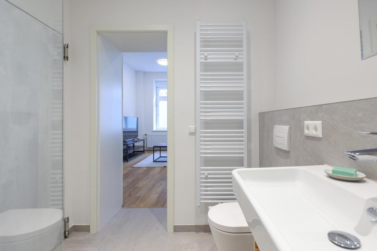 Appartement Neue 2-zi-apartment 15 Min Entfernung Zum Hbf Und Brandenburger Tor *