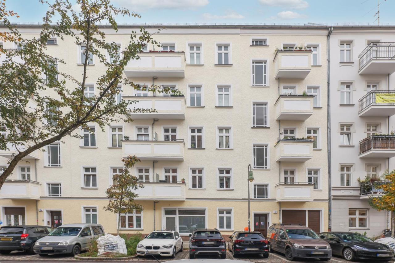 Appartement Neue 2-zi-apartment 15 Min Entfernung Zum Hbf Und Brandenburger Tor